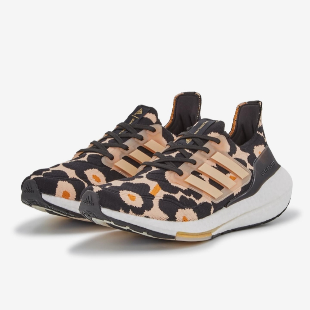 NWT adidas ULTRABOOST 21 X MARIMEKKO SHOES